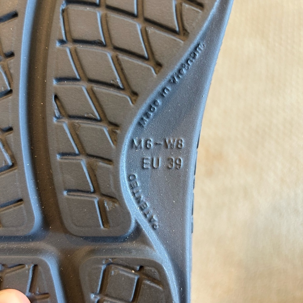 Grey OOFOS OOAHH Slide Sandal, Size 39/ W8 / M6